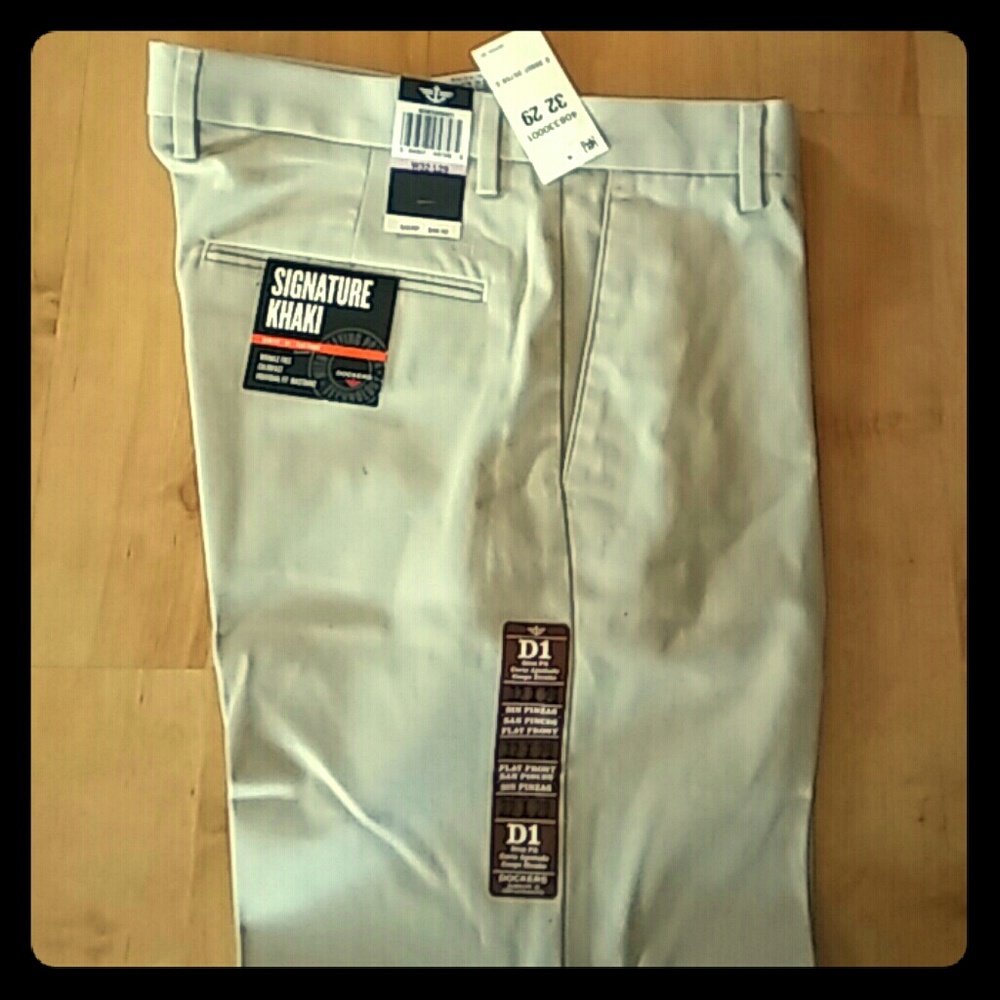 Men's Dockers D1